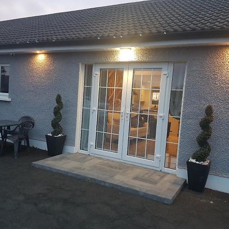 Brendan'S Apartment On Same Grounds As Family Home Armoy Exterior foto